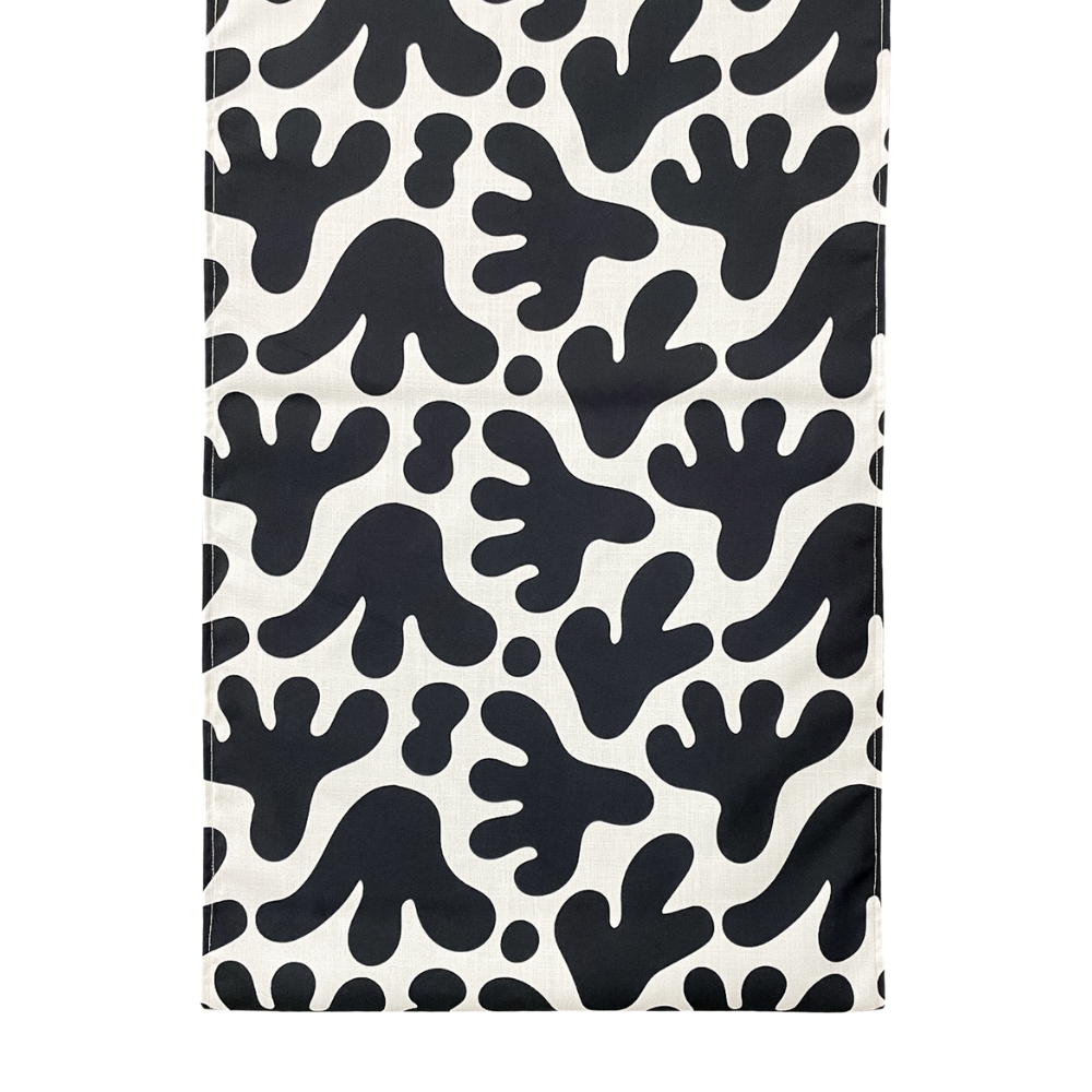 The Amaya Black and Ivory Table Runner